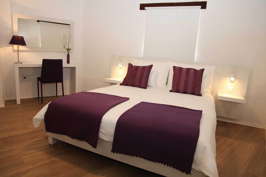 Boutique Hotel Dvor Dobrovo Værelse billede